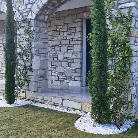 Velder House