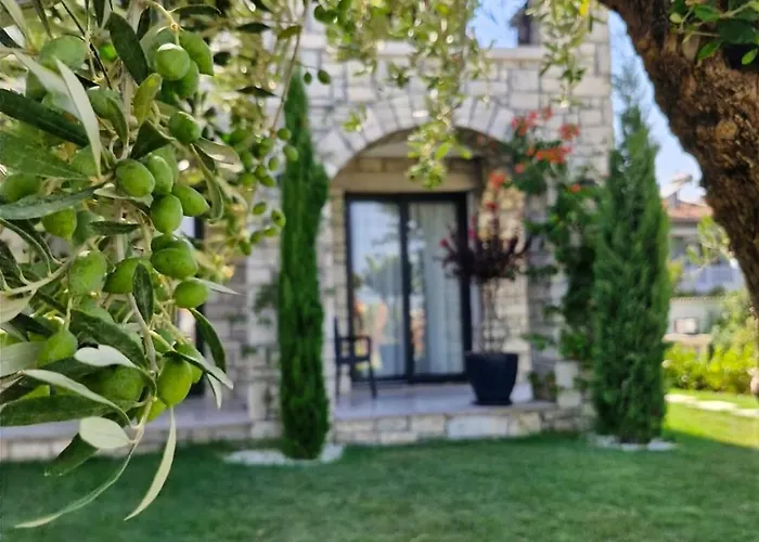 Velder House * Урла
