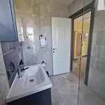 Velder House Hotel