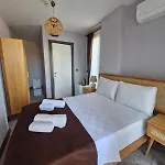 Velder House Hotel